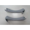 BMW 3 SERI- E90- 05/11; ÖN KAPI İÇ ÇEKME KOLU SAĞ/SOL SET (2 PARÇA) GRİ