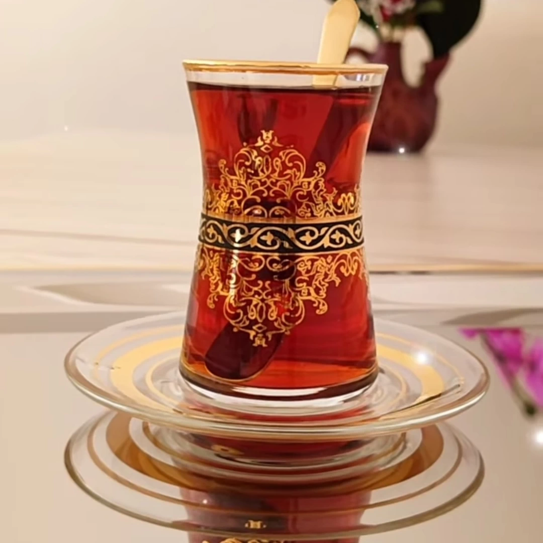 Gold Dekorlu Çay Takımı - 6 Kişilik,18 Parça