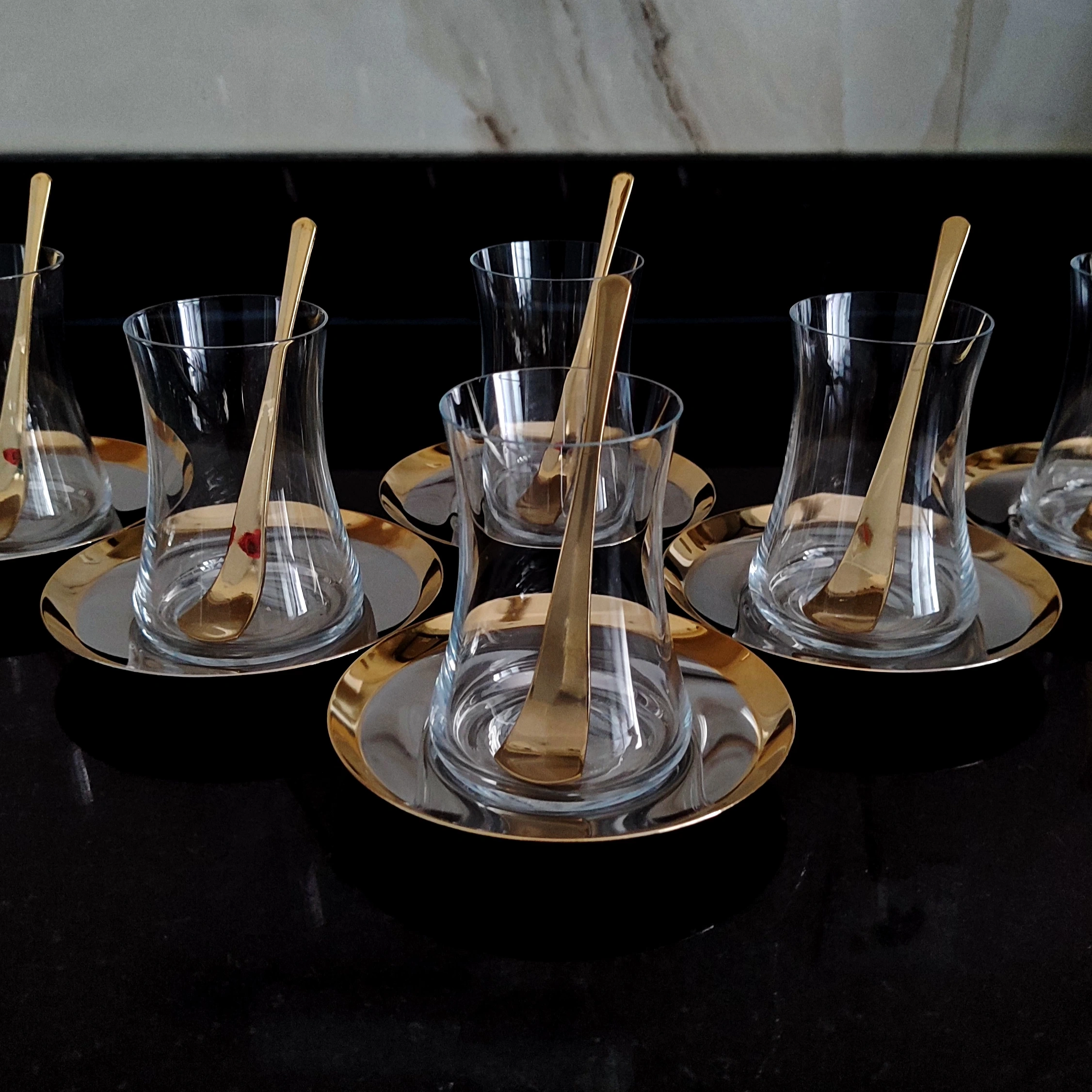 Zarif Gold Çay Takımı - 6 Kişilik, 18 Parça