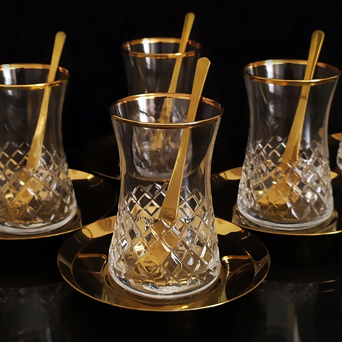 Paşabahçe 42361 Baklava Çay Bardak Gold Tabak Kaşık Takımı- 18 Parça