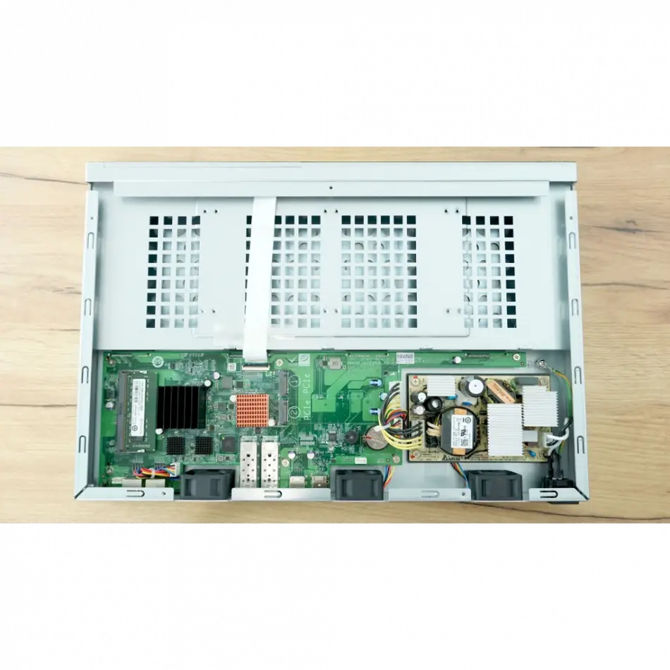 Qnap Turbonas Ts-435xeu 4gb Ram 4xyuvalı Rack Nas