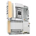GIGABYTE X870E AERO X WOOD DDR5 M.2 HDMI DP ATX AM5