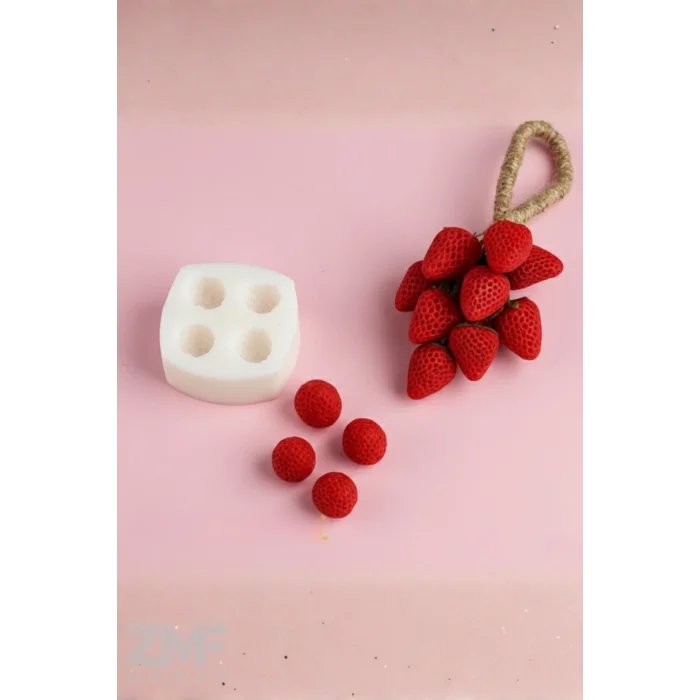 Dörtlü Çilek Mum Sabun Kokulu Taş Silikon Kalıbı 1 Adet