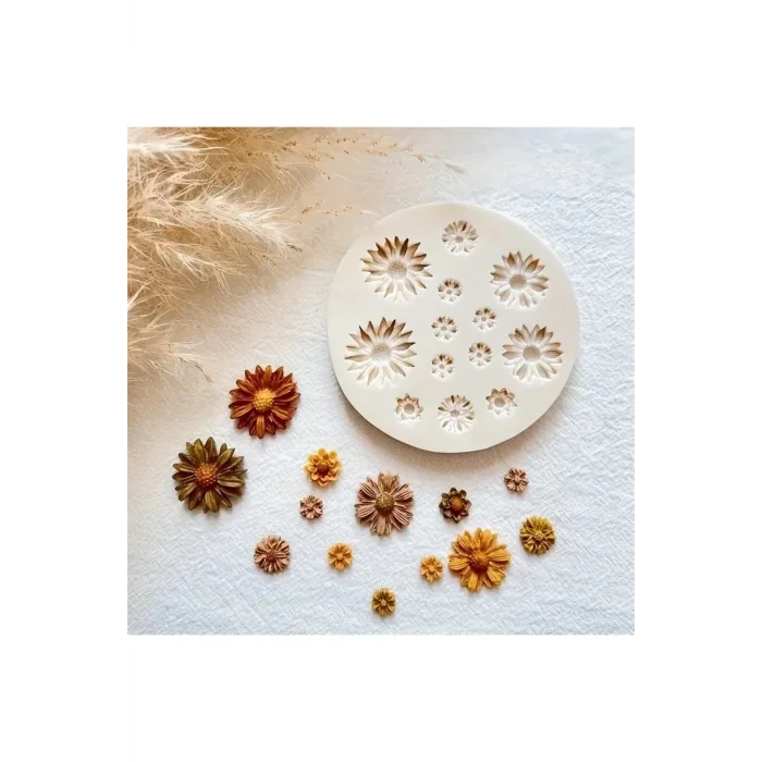 Küçük Papatya Çiçekleri 13lü Mum Beton Silikon Kalıp (1 Adet)