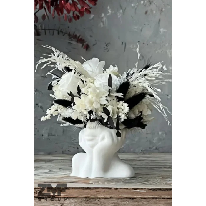 Soyut Kadın Figürü Dekoratif Minimal Vazo