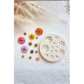 Küçük Papatya Çiçekleri 13lü Mum Beton Silikon Kalıp (1 Adet)