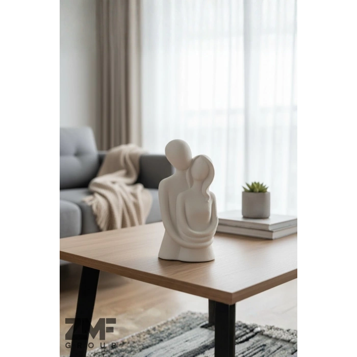 Sevgili Aşıklar Sarılmış Biblo Dekor 1 Adet