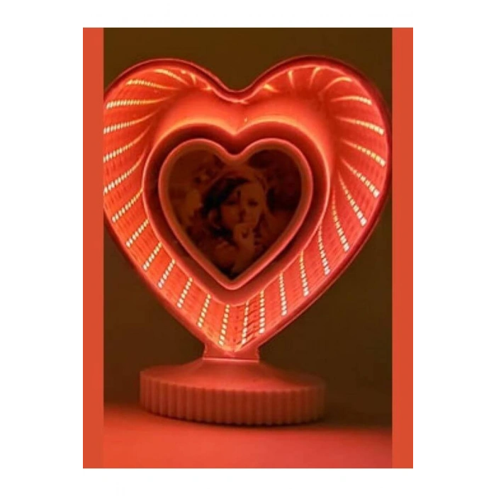 Kalp Tasarimli Led Işikli Ayna Fotoğraf Çercevesi - Işıklı Çerçeve