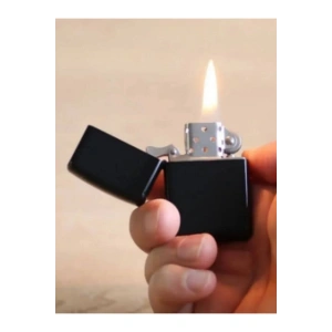 Siyah Metal Çakmak - Benzinli Çakmak - Benzinli Metal Çakmak