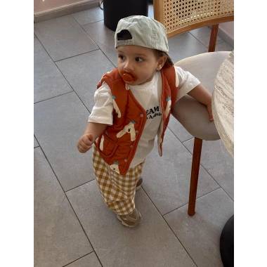 Turuncu Figürlü Yelek