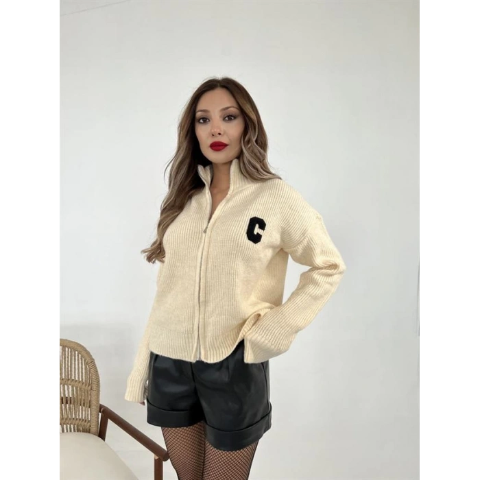 3907 TRİKO ŞARDONLU ARMALI HIRKA-KREM