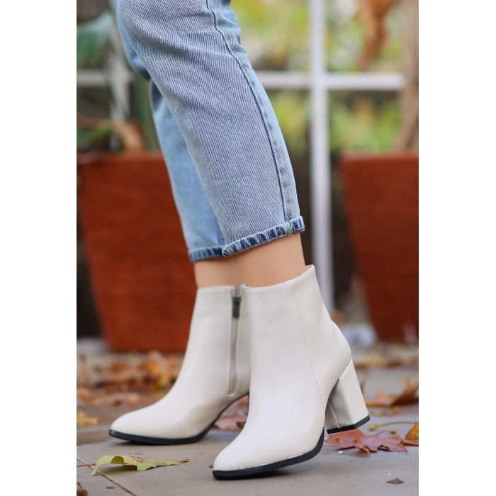 Biya Bej Cilt Topuklu Bot