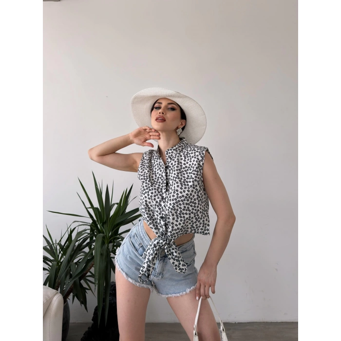 Çiçek Desenli Bağlama Detaylı Crop Gömlek Bluz