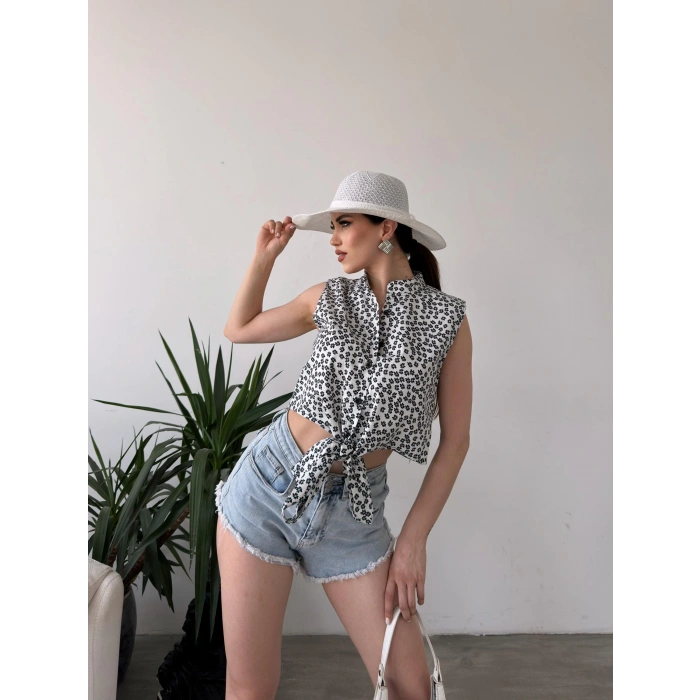 Çiçek Desenli Bağlama Detaylı Crop Gömlek Bluz