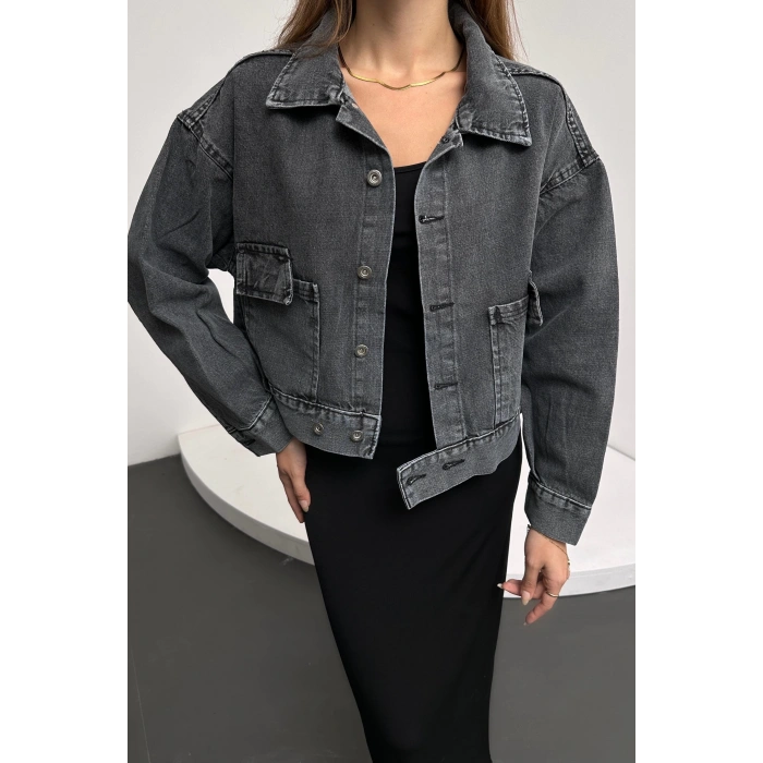Çift Cep Beli Düğme Detaylı Denim Ceket