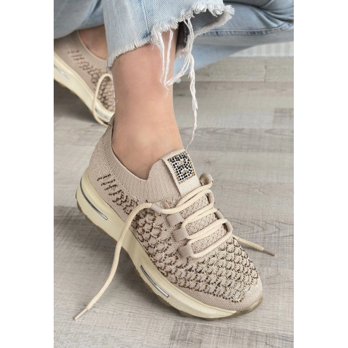Cilla Bej Triko Boncuk İşlemeli Spor Ayakkabı