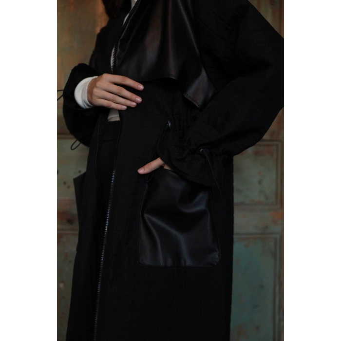 Deri Kumaş Garni Detay Jakar Kadın Trençkot-Siyah