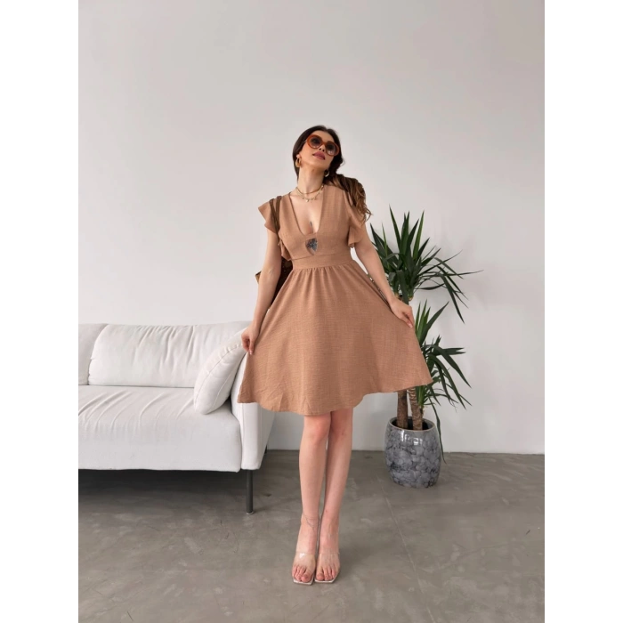 Göğüs Dekolteli Kolları Volanlı Elbise