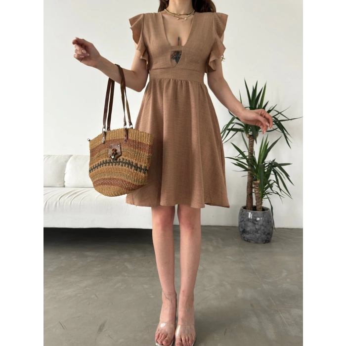 Göğüs Dekolteli Kolları Volanlı Elbise