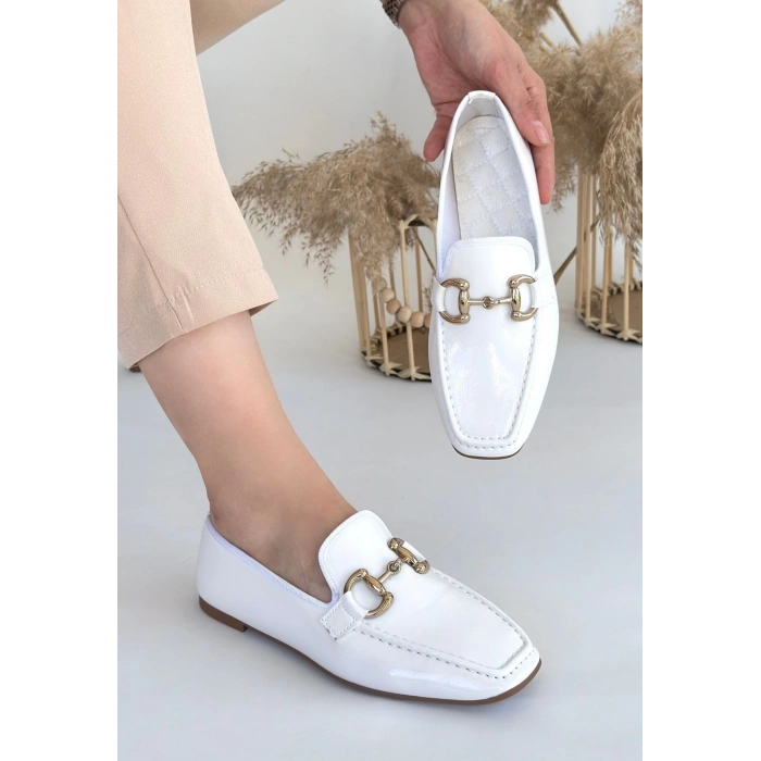 Guart Beyaz Rugan Babet Ayakkabı