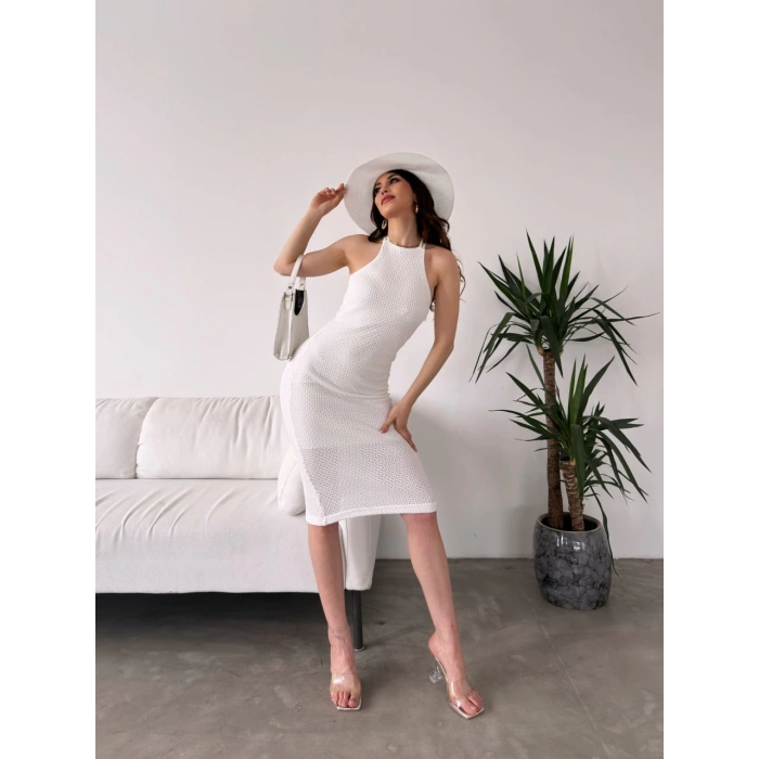 Halter Yaka Sırtı Çapraz Bant Detaylı Triko Elbise