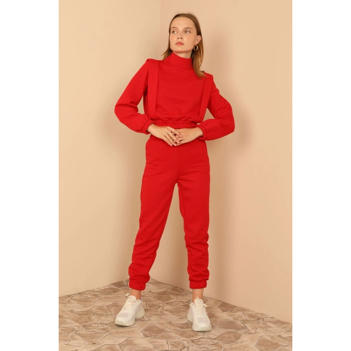 Kapitone Kumaş Boğazlı Yaka Omuz Detaylı Kadın Takım-Kırmızı