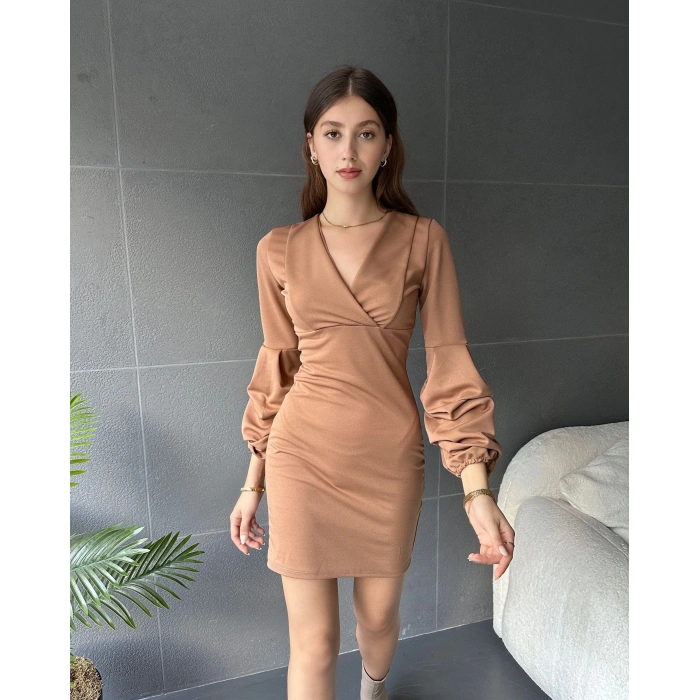 Kruvaze Yaka Balon Kol Elbise