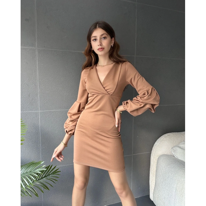 Kruvaze Yaka Balon Kol Elbise