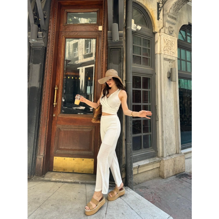 Kruvaze Yaka Crop Bluz Ve Detaylı Pantolon Triko  İkili Takım