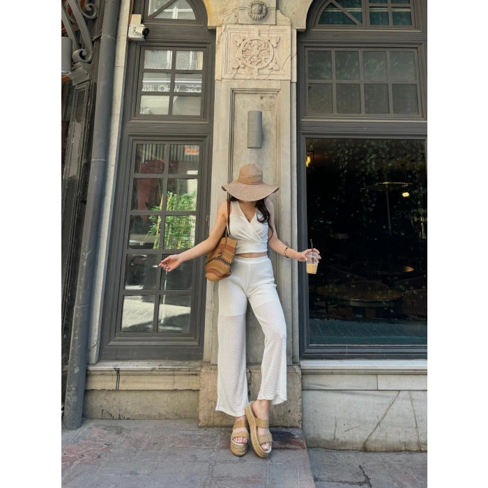 Kruvaze Yaka Crop Bluz Ve Detaylı Pantolon Triko  İkili Takım