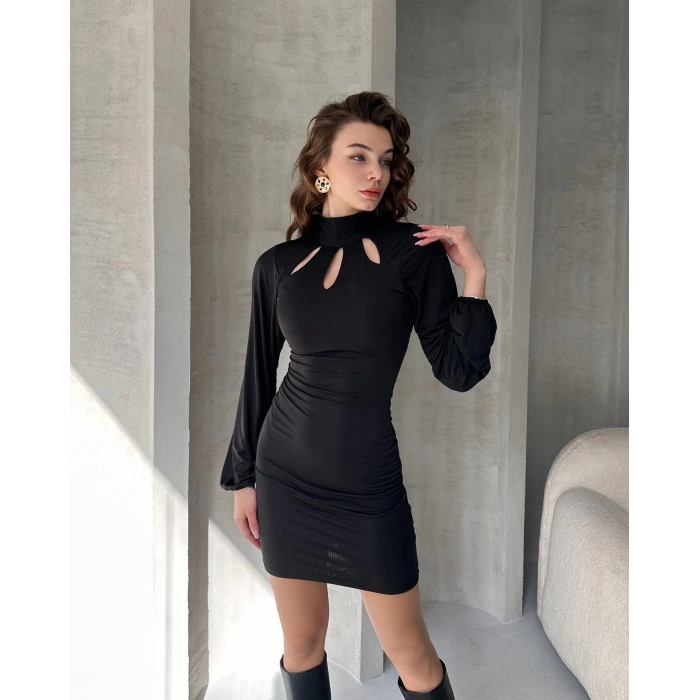 Öpücük Yaka Mini Elbise