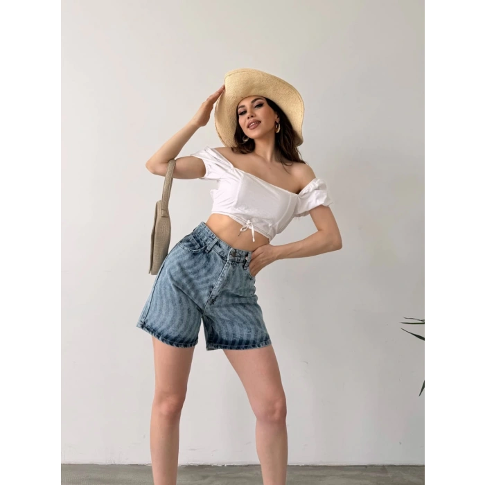 Paçası Püsküllü Desenli Denim Şort