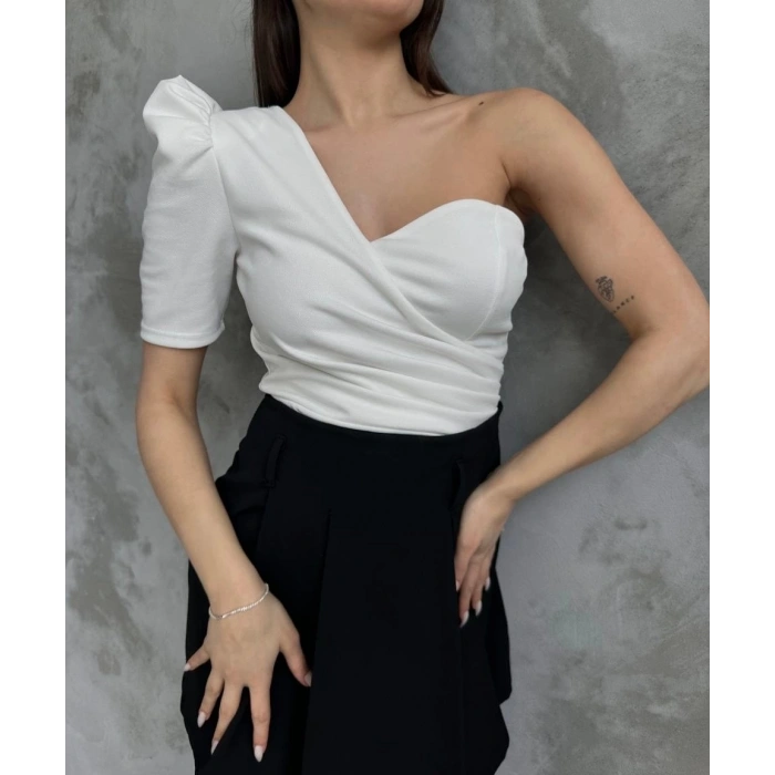 Prenses Kol Tek Omuz Crep Bluz