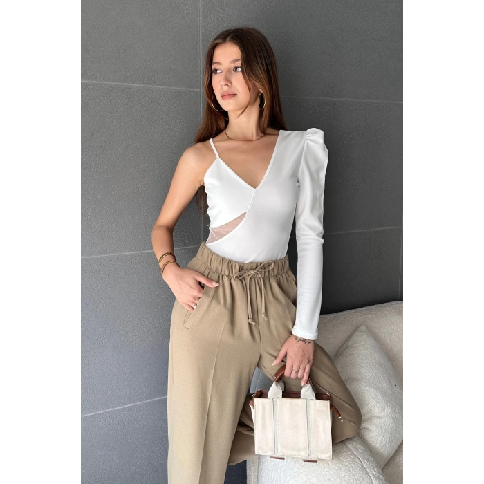 Tek Omuz Tül Detaylı Crep Bluz