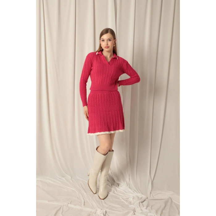 Triko Kumaş Yakalı Saç Örgülü Desen Fuşya Etek Takım