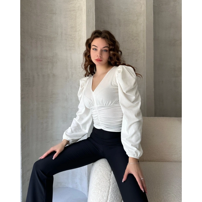 V Yaka Drape Detaylı Crep Bluz