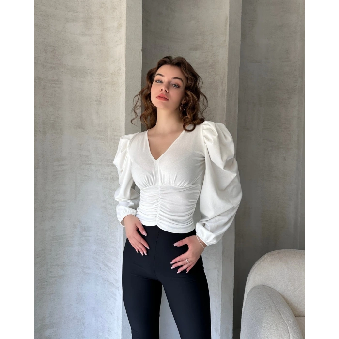 V Yaka Drape Detaylı Crep Bluz