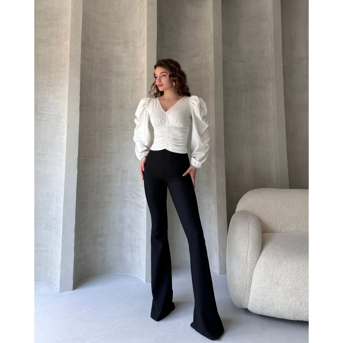 V Yaka Drape Detaylı Crep Bluz