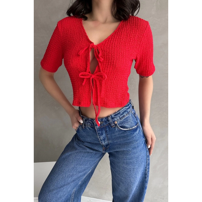 V Yaka Önü Bağlamalı Gofre Crop Bluz