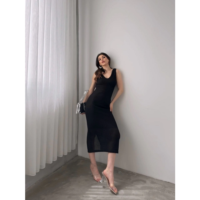 V Yaka Sırtı Bağcık Detaylı Triko Elbise