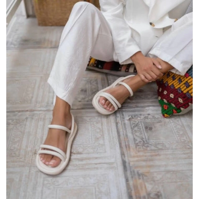 Winta Bej Cilt Sandalet