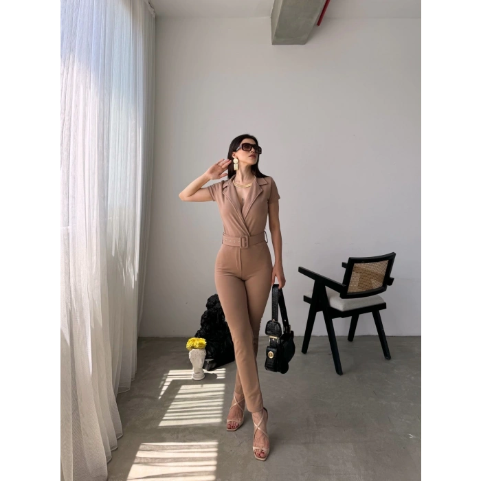 Yakalı Beli Kemerli Tulum