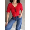 V Yaka Önü Bağlamalı Gofre Crop Bluz