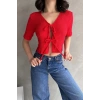 V Yaka Önü Bağlamalı Gofre Crop Bluz