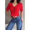V Yaka Önü Bağlamalı Gofre Crop Bluz