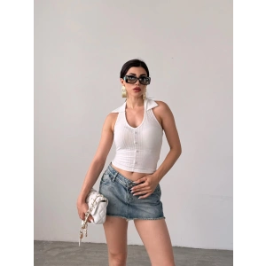 Gömlek Yaka Önü Düğme Detaylı Bluz