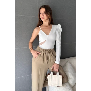 Tek Omuz Tül Detaylı Crep Bluz