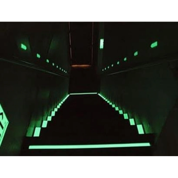 TUFEYO Karanlıkta Işık Veren  Yansıyan 4 Metre Fosforlu Yeşil Şerit Bant