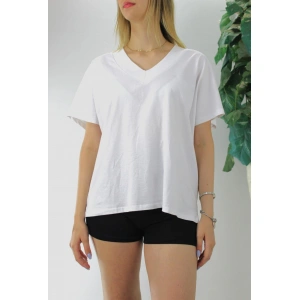 Geniş V yaka Tişört Beyaz - 1090.35