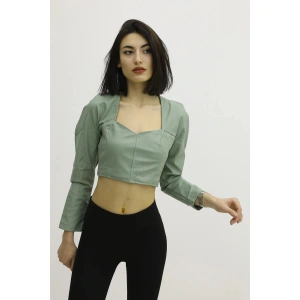 Sırt Lastikli Dekolteli Deri Bluz Yeşil - P-019690
